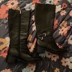 Chaps Rhiannan Black Vegan Leather Tall Riding
Boots Size 9.5